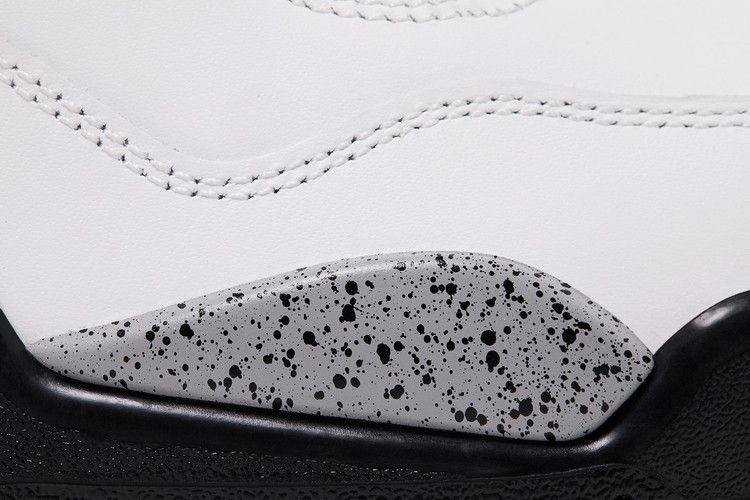 Air Jordan 4 Retro White Cement (2025) - FV5029-100