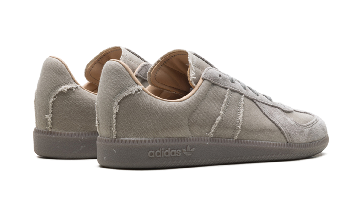 Adidas BW Army Silver Pebble (JR3724) – Rückansicht | Rarus