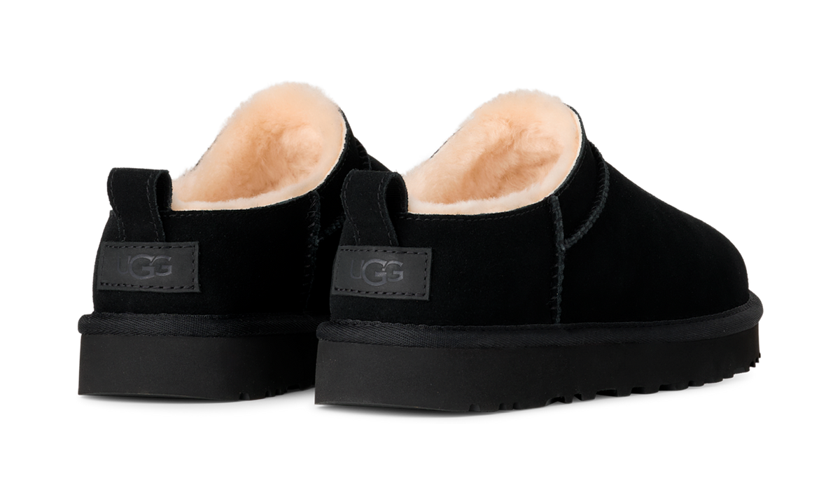 UGG Classic Micro Black (1173891-BLK) – Rückansicht | Rarus