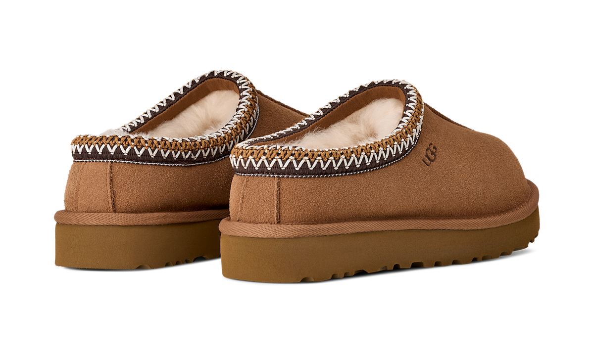 UGG Tasman II Slipper Chestnut (1174470-CHE/5955-CHE) – Rückansicht | Rarus