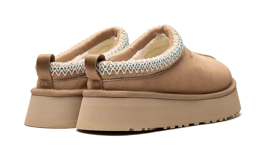 UGG Tazz II Slipper Sand (1122553-SAN/1174471-SAN) – Detailansicht | Rarus