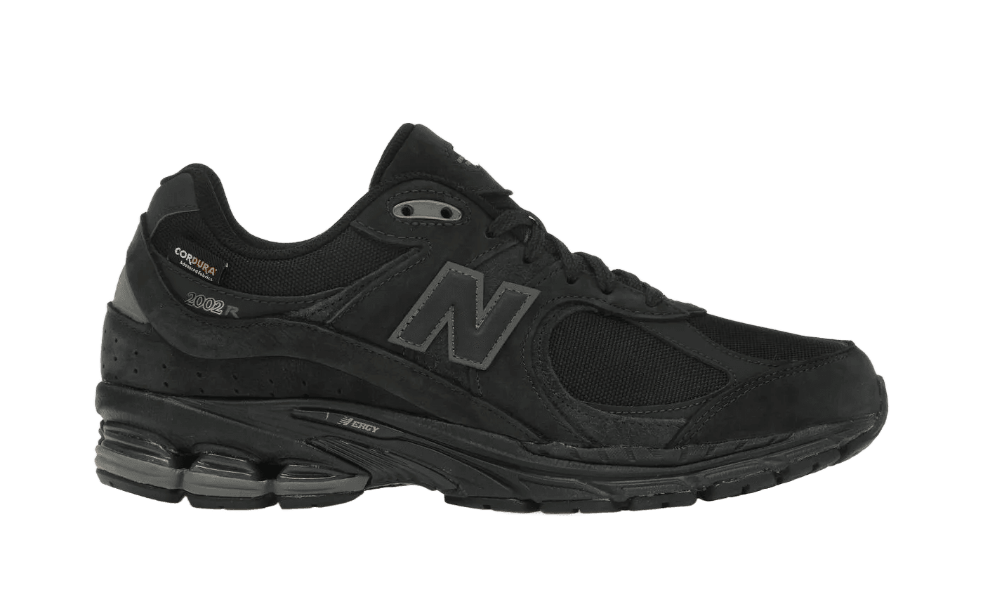 New Balance 2002R Cordura Phantom Black - M2002RPJ / GC2002PJ