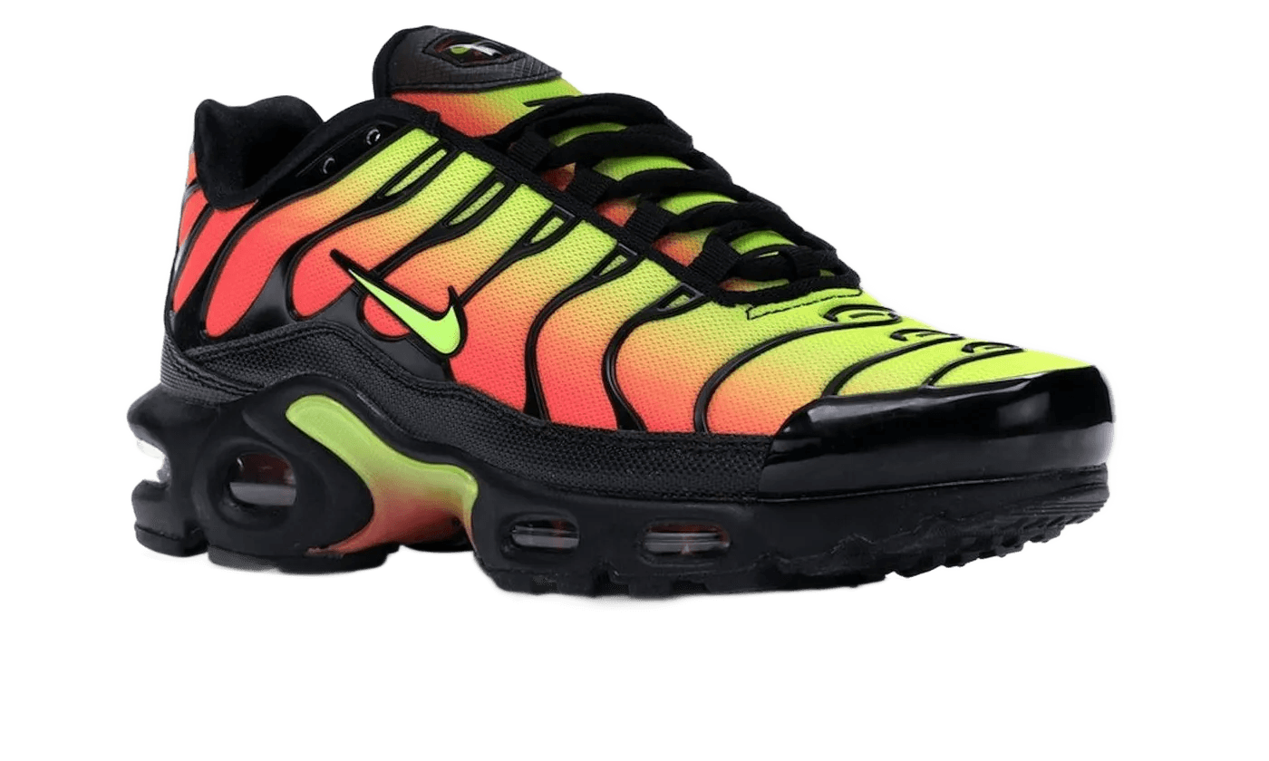 Nike Air Max Plus Black Volt Solar Red - AQ9979-001