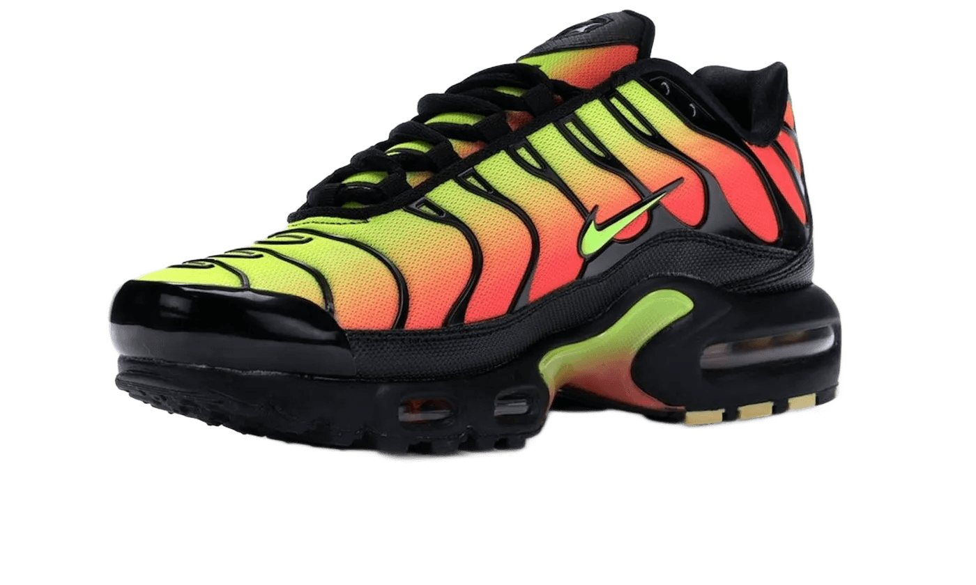 Nike Air Max Plus Black Volt Solar Red - AQ9979-001