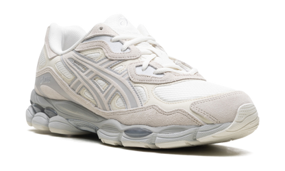 ASICS Gel-NYC Cream Grey (1203A739-100) – Seitenansicht außen | Rarus