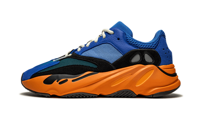 Adidas Yeezy Boost 700 Bright Blue (GZ0541) – Seitenansicht außen | Rarus