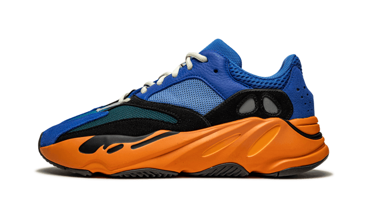 Adidas Yeezy Boost 700 Bright Blue (GZ0541) – Seitenansicht außen | Rarus