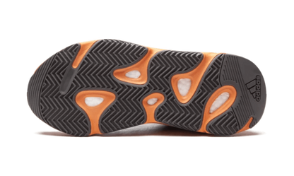 Adidas Yeezy Boost 700 Enflame Amber (GW0297) – Sohle | Rarus