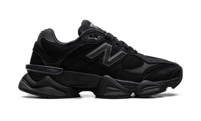 New Balance 9060 Black Cement (U9060ZGE) – Seitenansicht außen | Rarus