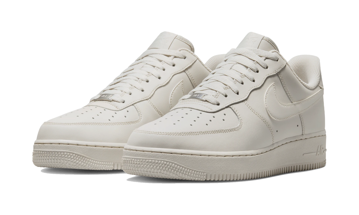 Nike Air Force 1 Low '07 Light Bone (IH1698-003) – Paar | Rarus