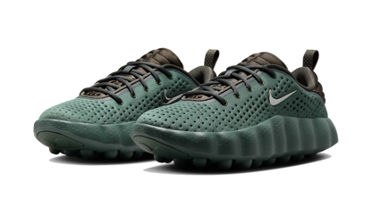 Nike Mind 002 Camo Green (HQ4308-300) – Vorderansicht | Rarus