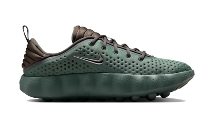 Nike Mind 002 Camo Green (HQ4308-300) – Seitenansicht außen 2 | Rarus