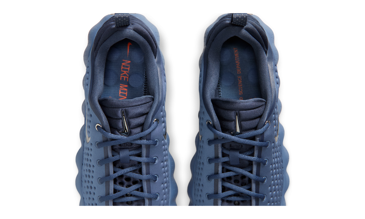 Nike Mind 002 Thunder Blue Chrome (HQ4308-400) – Draufsicht | Rarus
