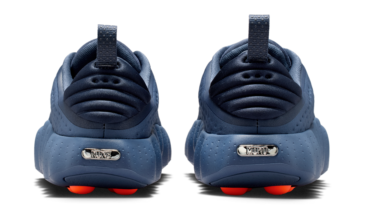 Nike Mind 002 Thunder Blue Chrome (HQ4308-400) – Rückansicht | Rarus