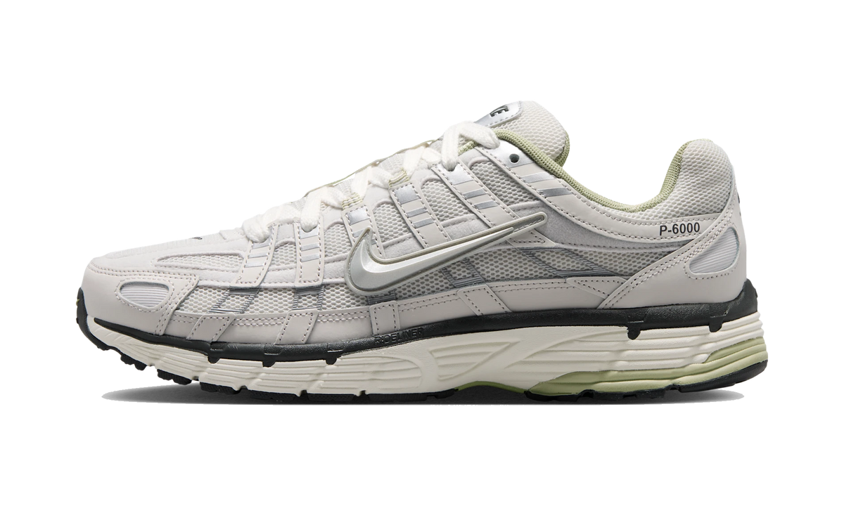 Nike P-6000 Platinum Tint Sail Anthracite (IV5761-094) – Seitenansicht außen | Rarus