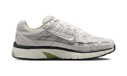 Nike P-6000 Platinum Tint Sail Anthracite (IV5761-094) – Seitenansicht außen | Rarus