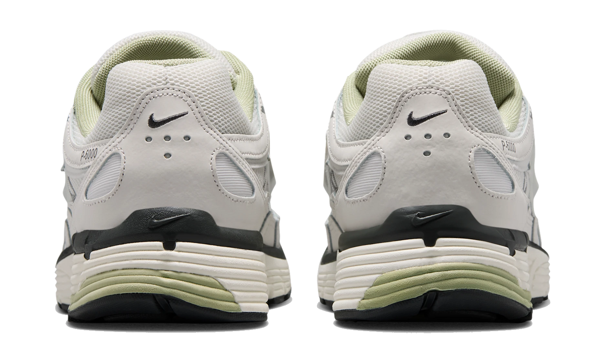 Nike P-6000 Platinum Tint Sail Anthracite (IV5761-094) – Rückansicht | Rarus