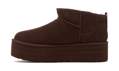 UGG Classic Ultra Mini Platform Boot Burnt Cedar (1135092-BCDR) – Seitenansicht außen | Rarus