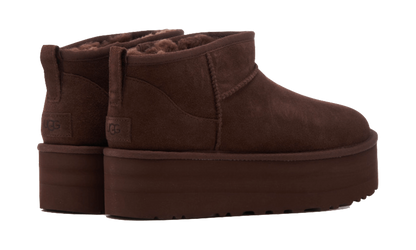 UGG Classic Ultra Mini Platform Boot Burnt Cedar (1135092-BCDR) – Rückansicht | Rarus