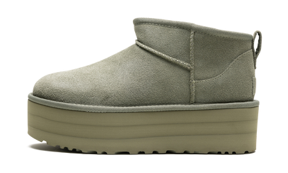 UGG Classic Ultra Mini Platform Boot Shaded Clover (1135092-SDC) – Seitenansicht außen | Rarus