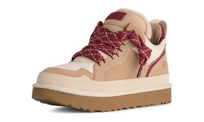 UGG Lowmel Driftwood Biking Red (1170750-DWD) – Detailansicht Schnürung | Rarus