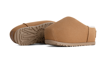 UGG Pumped Slide Chestnut (1158215-CHE) – Rückansicht | Rarus