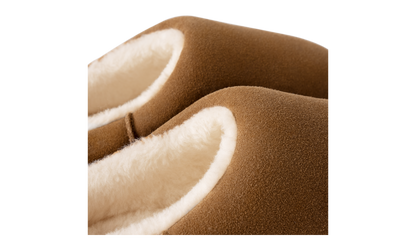 UGG Pumped Slide Chestnut (1158215-CHE) – Detailansicht Fellfutter | Rarus