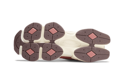 New Balance New Balance 9060 Sea Salt Cherry Blossom - U9060TRU